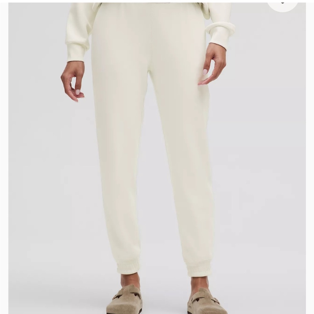 Lululemon Brushed Softreme High Waisted Women's Jogger Pants-12